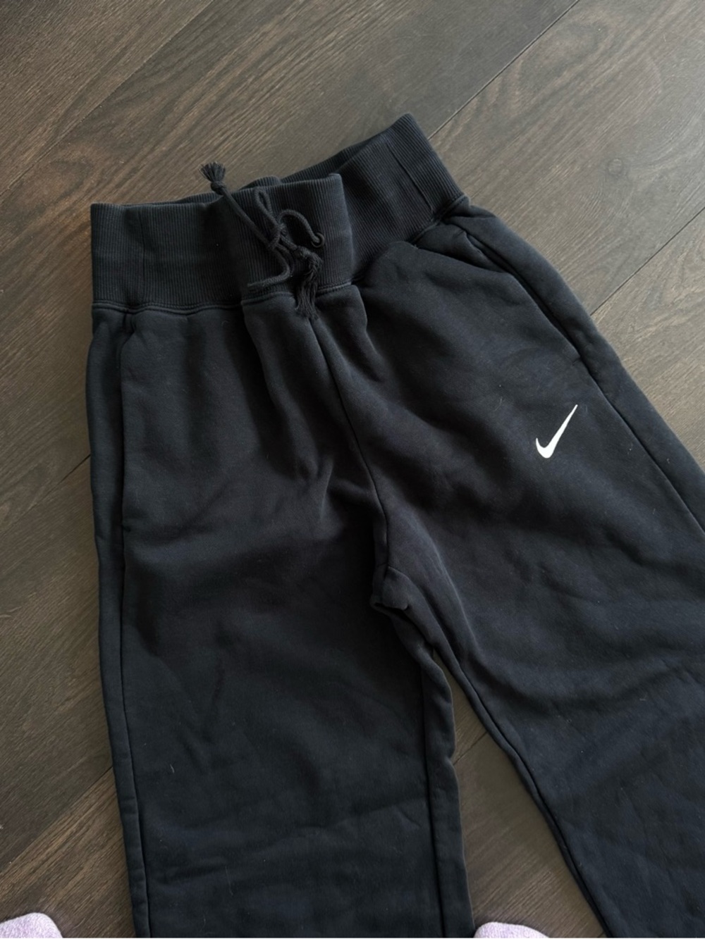 NIKE Women's Nike Sportswear Phoenix Fleece High-Waisted Wide-Leg Sweatpants XS - Picture 3 of 6